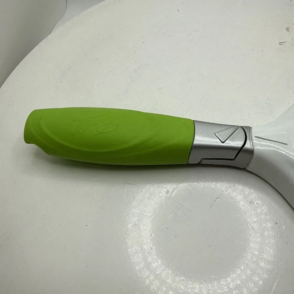 Ball Sure Tight Band canning tool fits regular and wide mouth jars